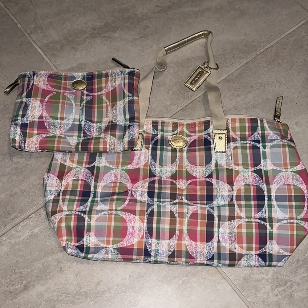 Coach Packable Tote - Picture 2 of 13